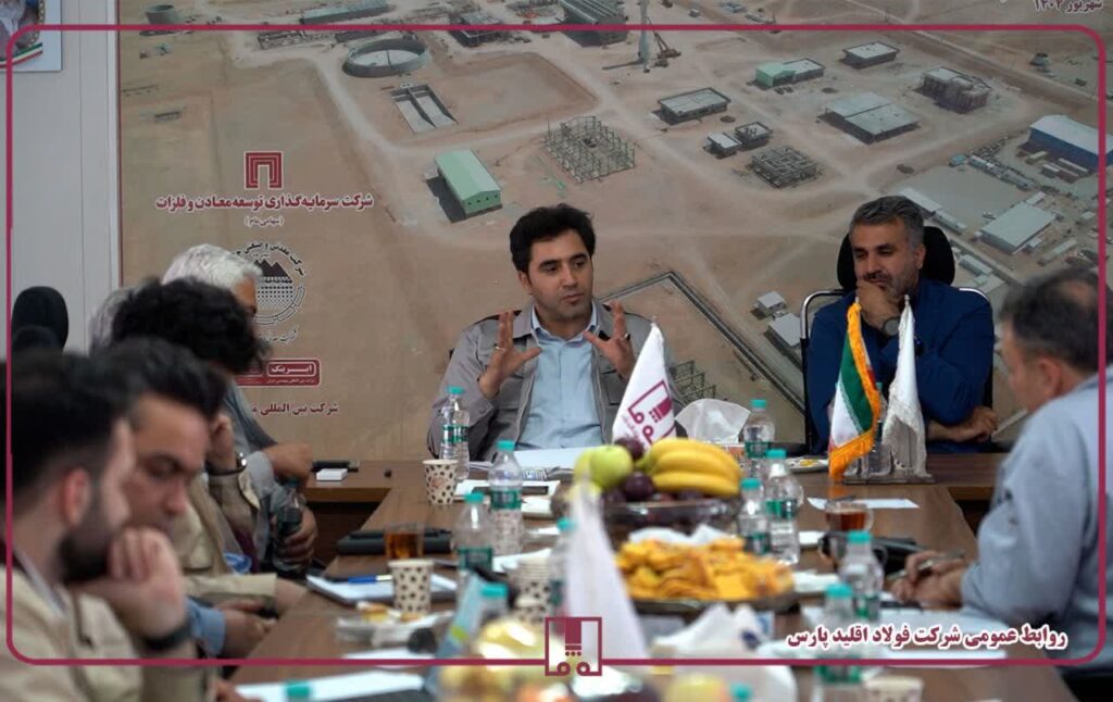 مهدی شیرگیر در جمع مدیران ارشد پروژه ؛ فولاد اقلید پارس با توان داخلی پروژه را تکمیل می‌کند